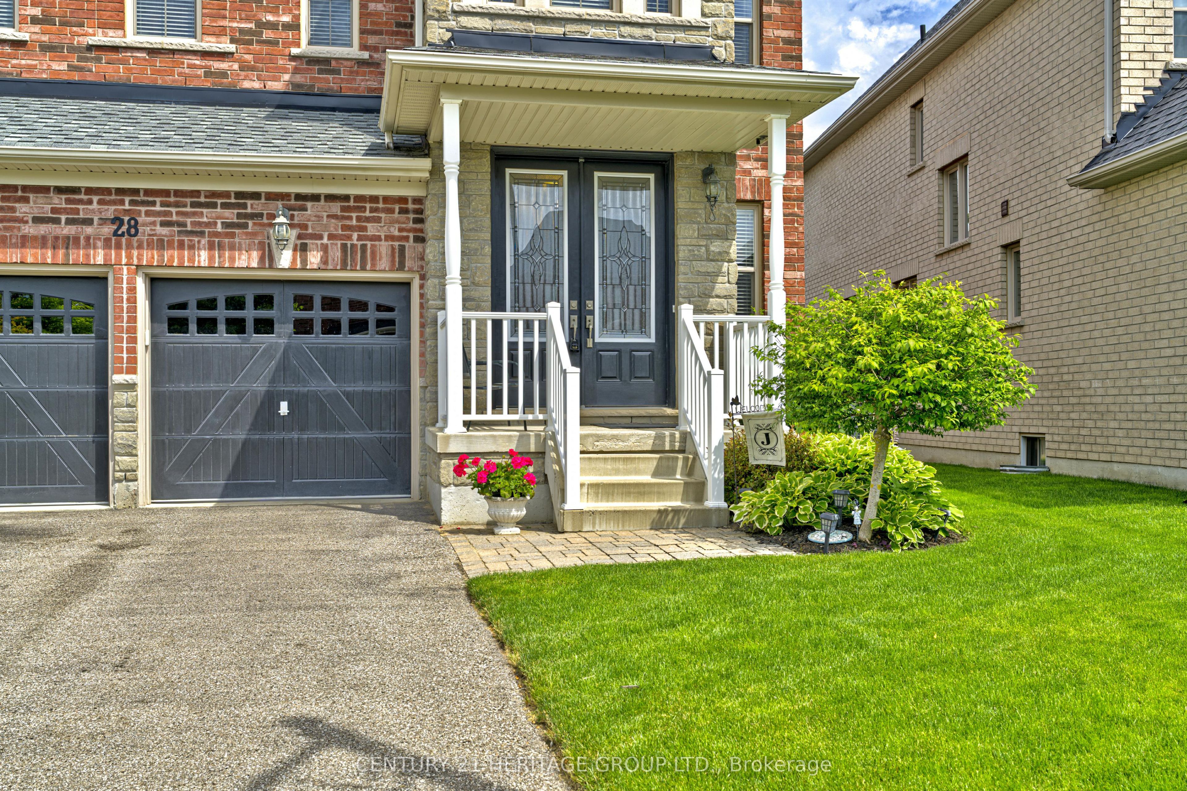 28 Boyces Creek Court, Caledon, ON, L7C 3S2 photo 4