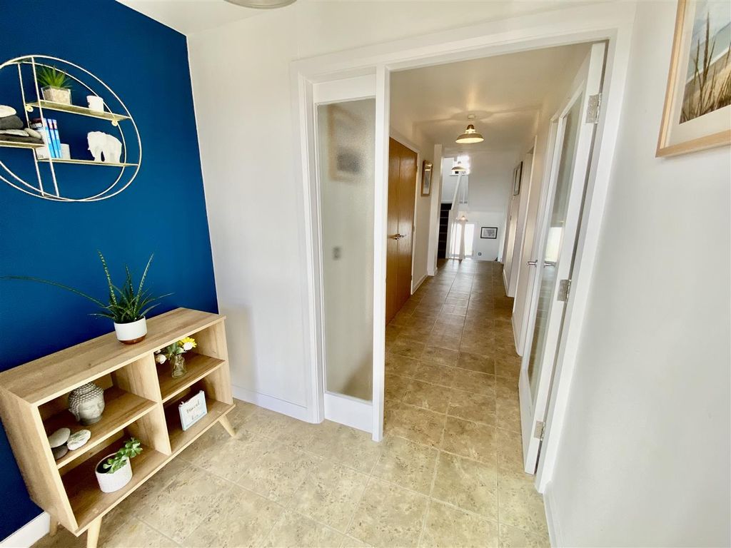 Additional image 12 of 5 bed town house for saleVictoria Parade, Pwllheli LL53