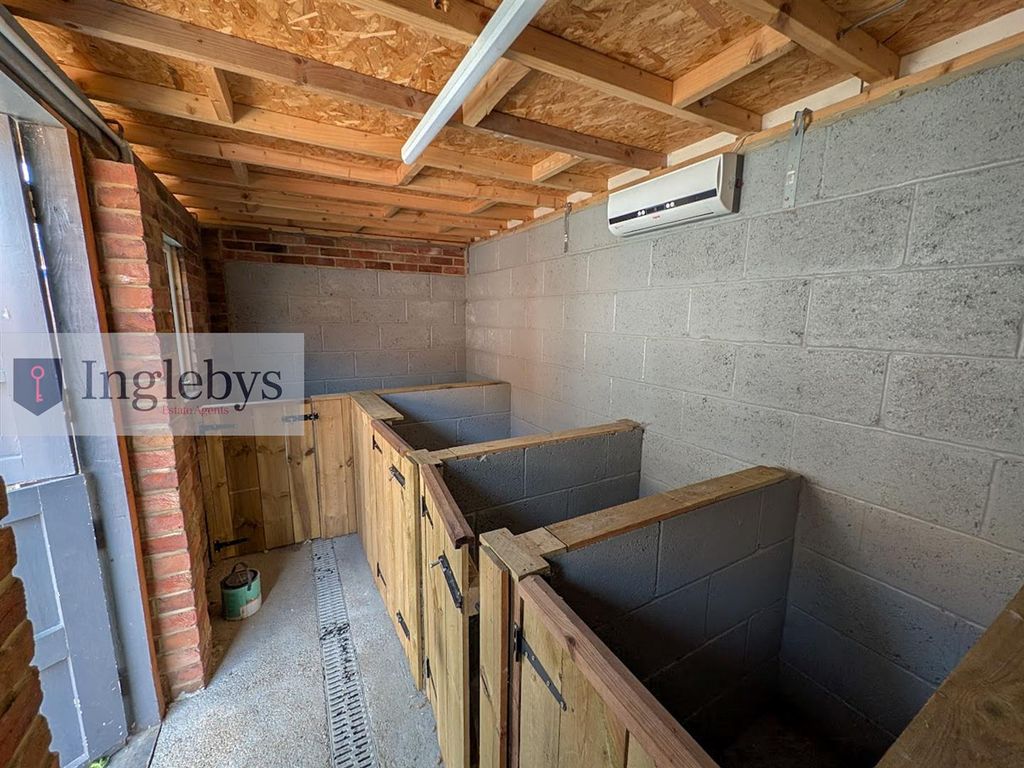 Additional image 19 of 5 bed semi-detached house for saleTrevose Close, Redcar TS10