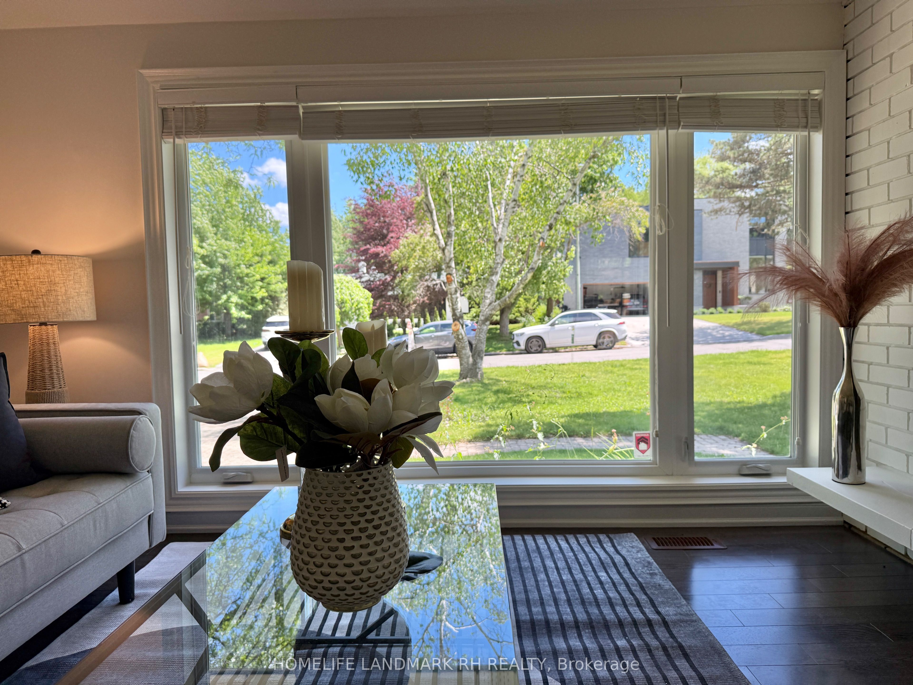 Additional image 5 of 8 Southwell Drive, Toronto, ON, M3B 2N7