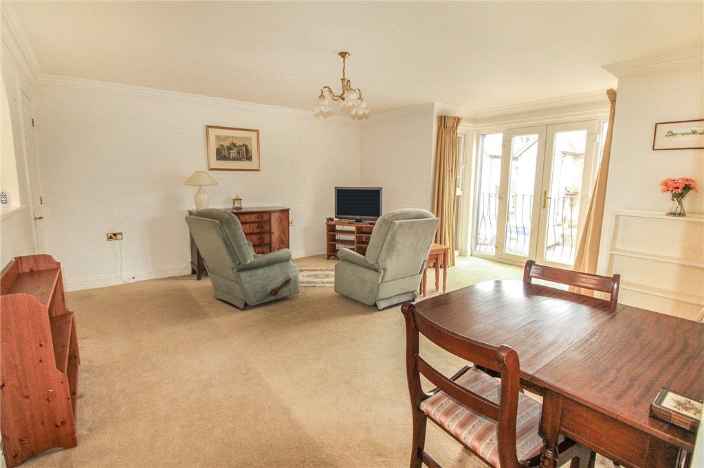 2 bed flat for saleWilliamson Close, Ripon, North Yorkshire HG4 photo 2