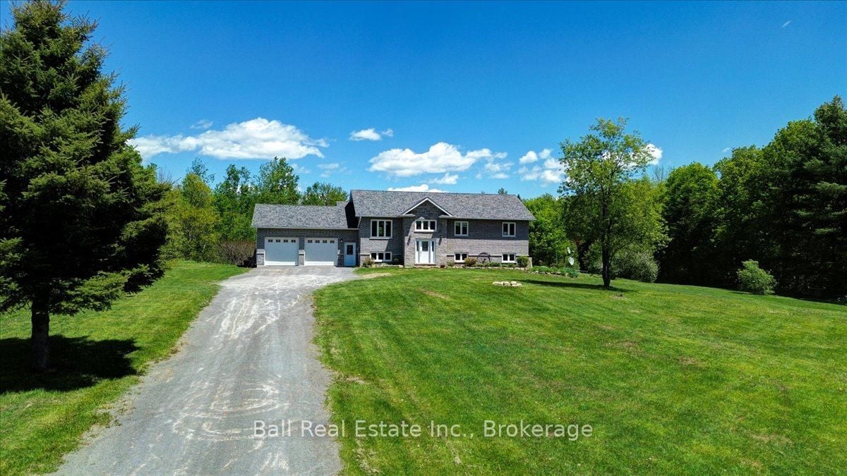 1696 County Road 504 Road, North Kawartha, ON, K0L 1A0