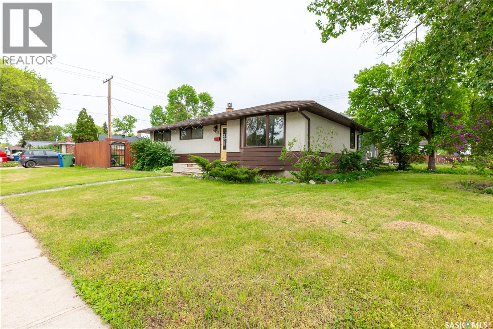 3815 Van Horne Avenue, Regina, SK, S4S1M5