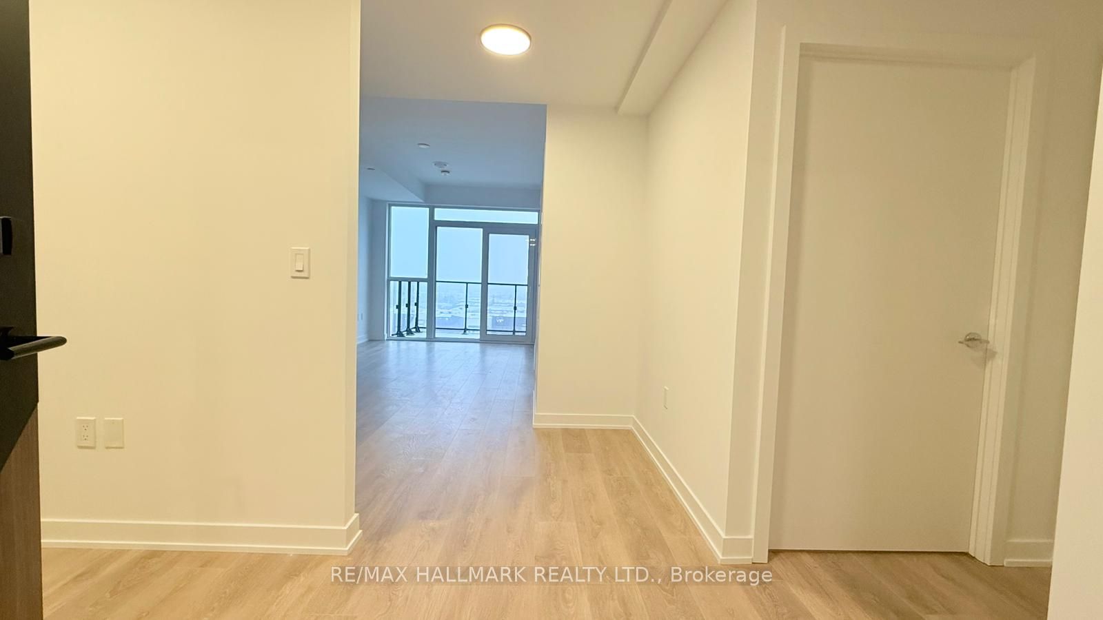 Additional image 3 of 807-1037 The Queensway N/a, Toronto, ON, M8Z 0H5
