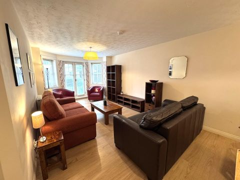 Huntingdon Place, City Centre EH7