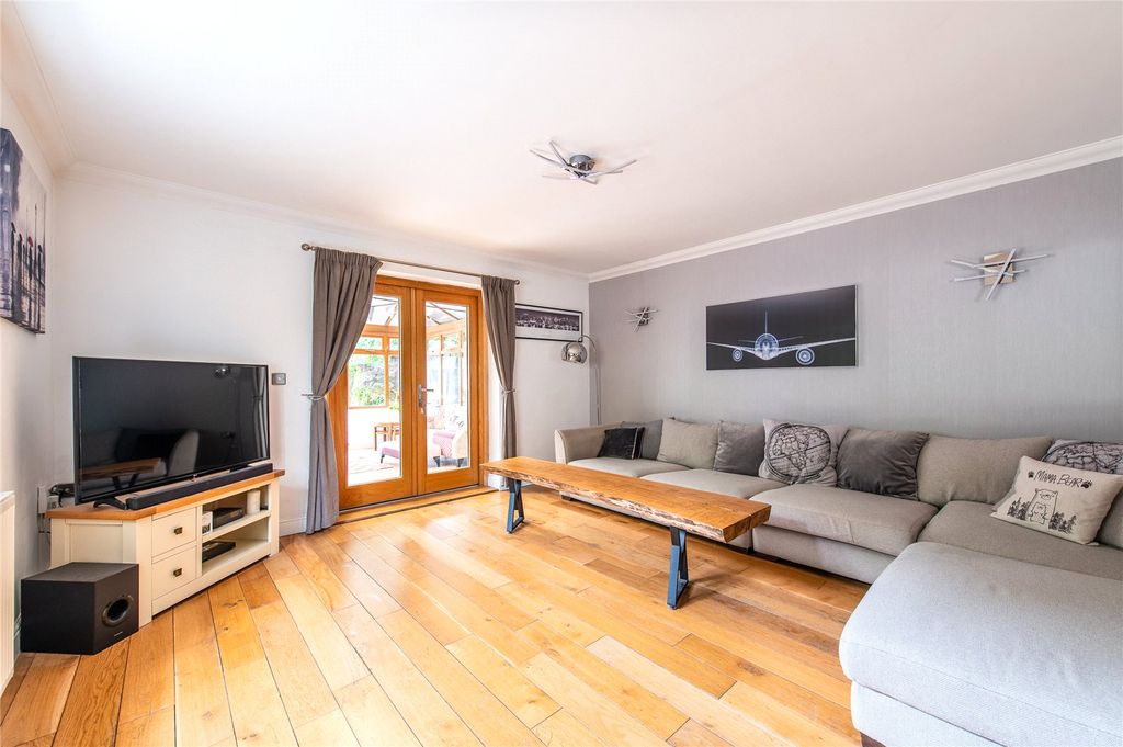 Additional image 4 of 5 bed detached house for saleNashenden Lane, Rochester, Kent ME1