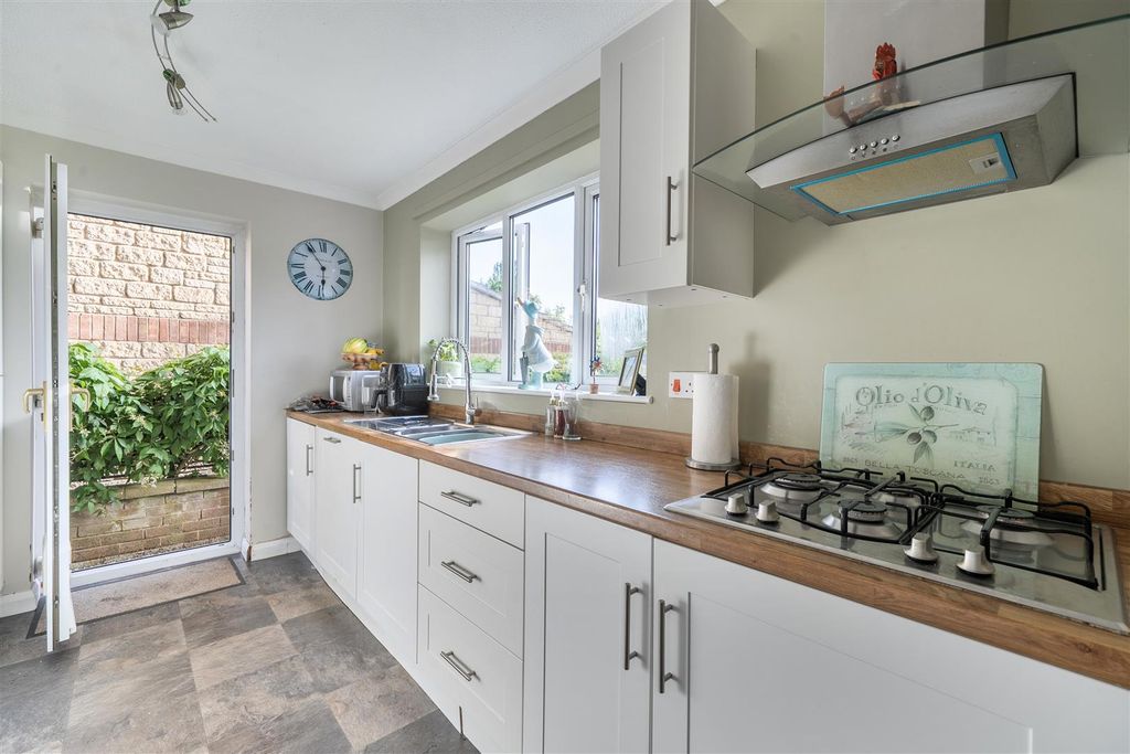 Additional image 5 of 4 bed detached house for saleBeaufort Avenue, Midsomer Norton, Radstock BA3