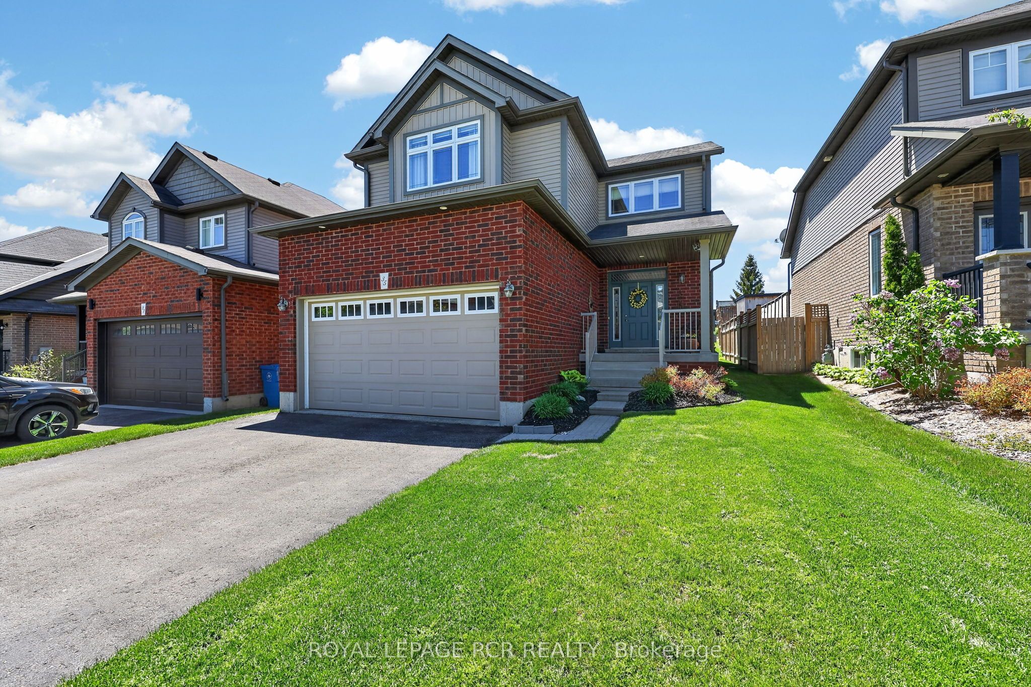 35 St. Paul's Place, Orangeville, ON, L9W 0A5