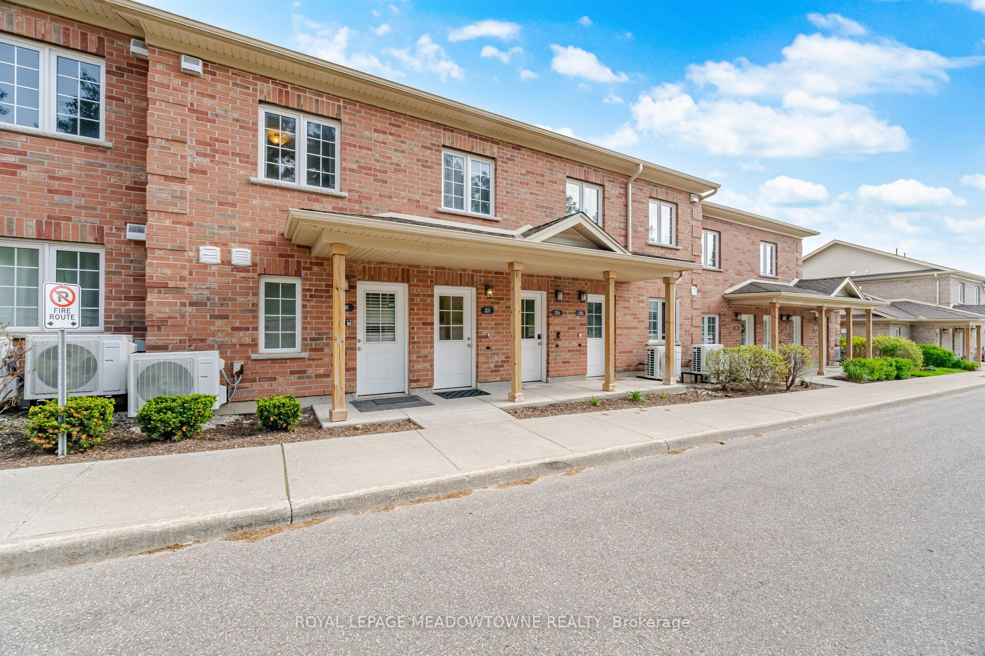 207-7 Cityview Drive S, Guelph, ON, N1E 0R1 photo 4