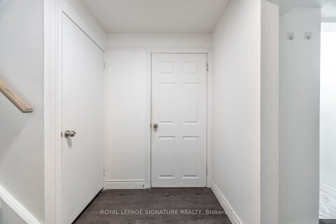 Additional image 8 of Main-406 Tamarack Drive, Waterloo, ON, N2L 4G6