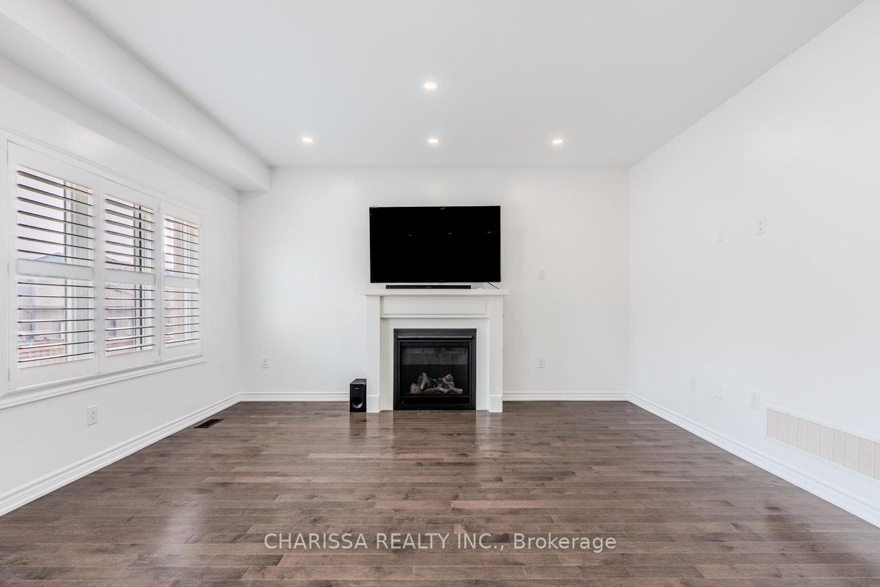 Main-1334 Apollo Street, Oshawa, ON, L1K 3E6 photo 4
