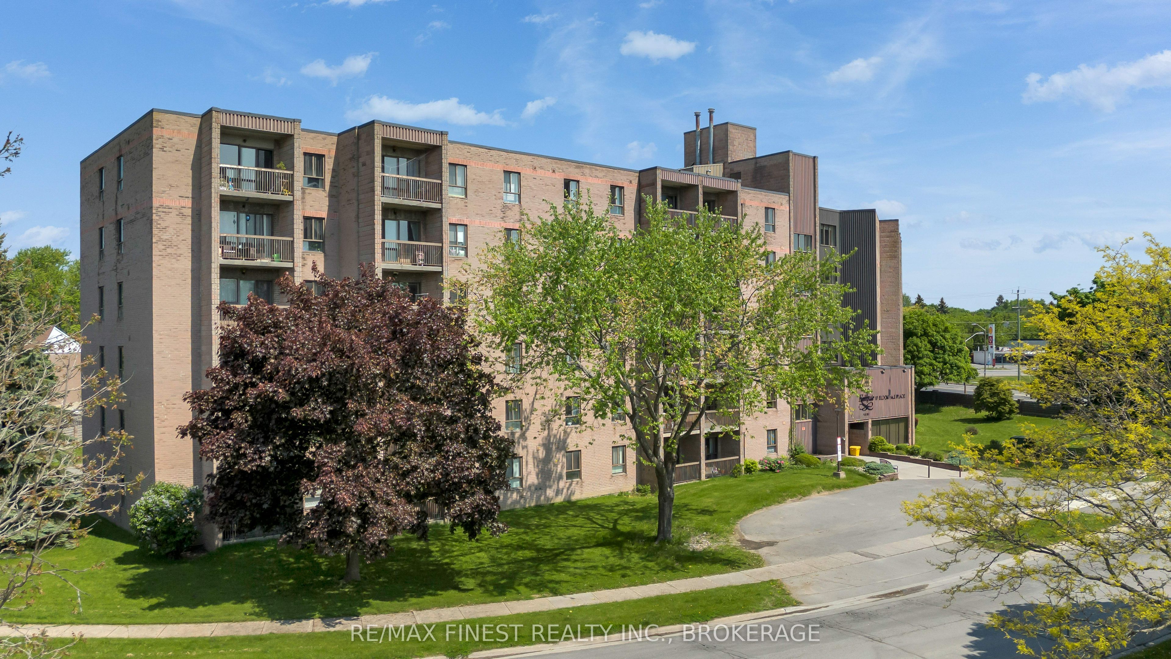 301-17 Eldon Hall Place, Kingston, ON, K7M 7H5