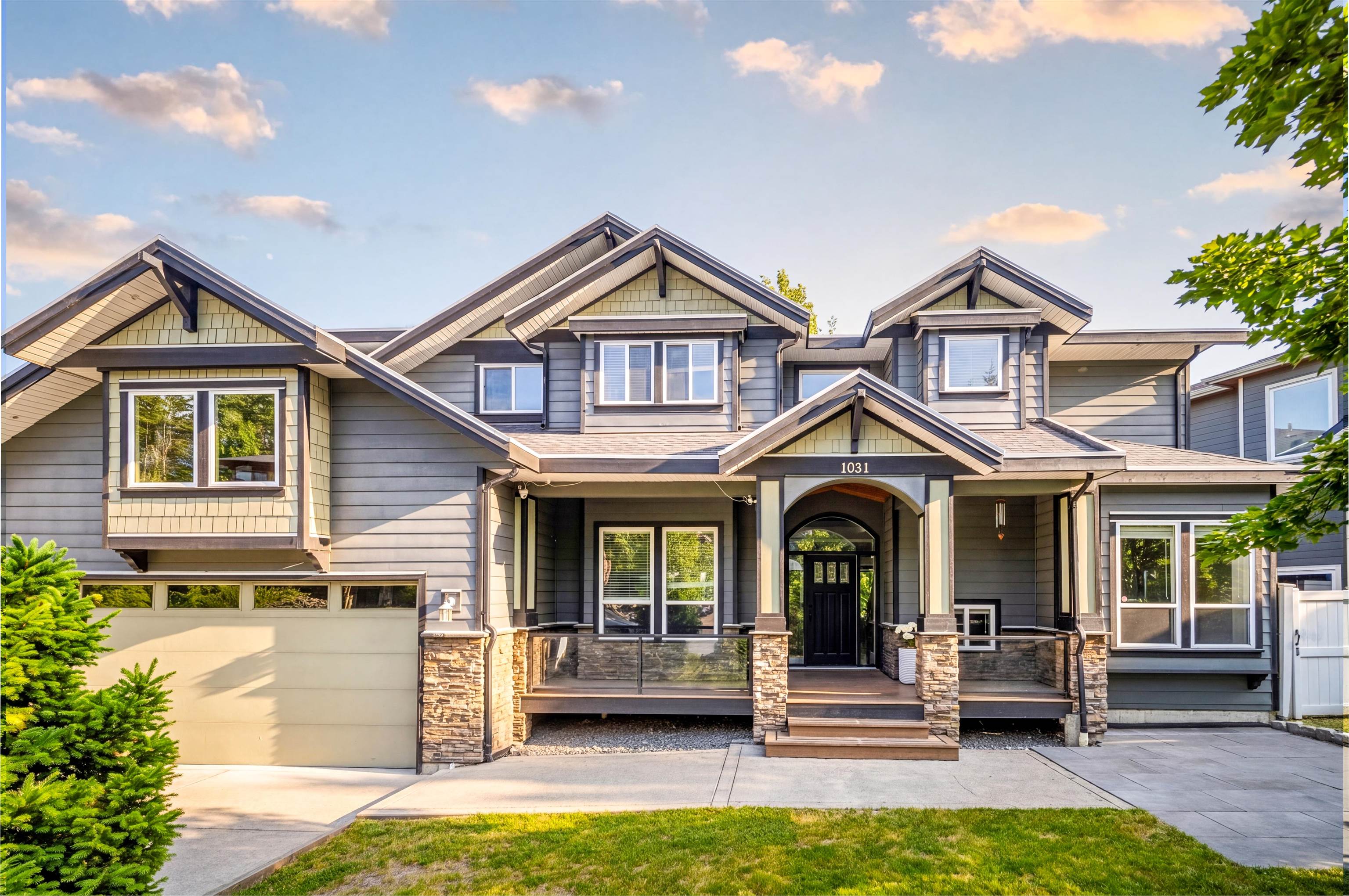 1031 Jay Crescent, Squamish, BC, V8B 0P2
