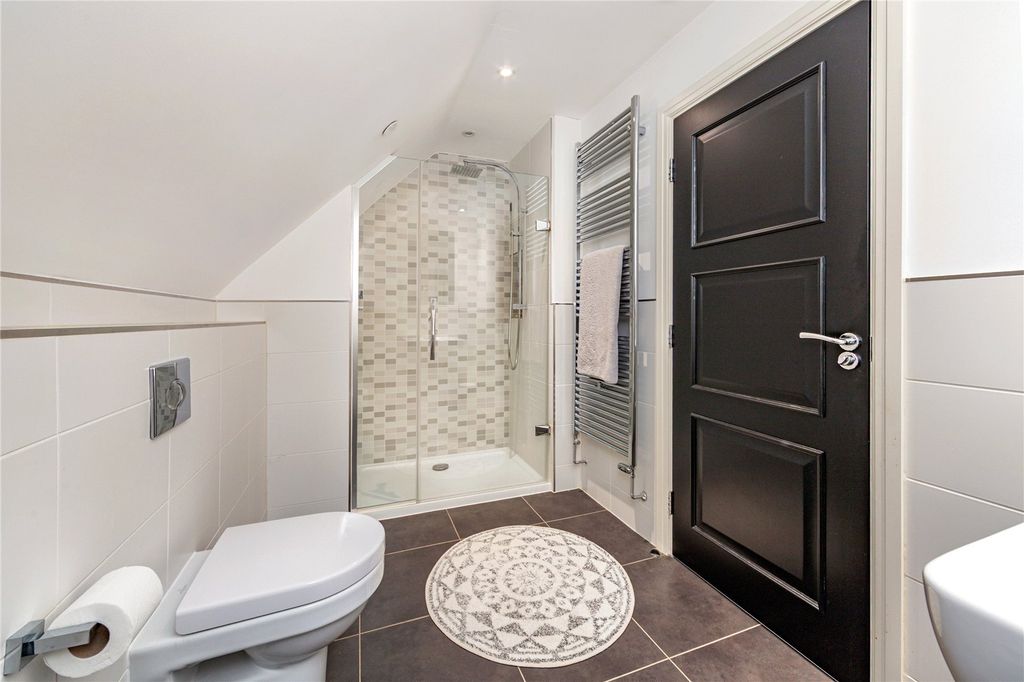 Additional image 33 of 6 bed detached house for saleViburnum Gate, Radlett, Hertfordshire WD7