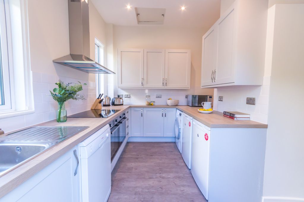 Additional image 7 of 6 bed semi-detached house for saleLondon Road, Reading RG1