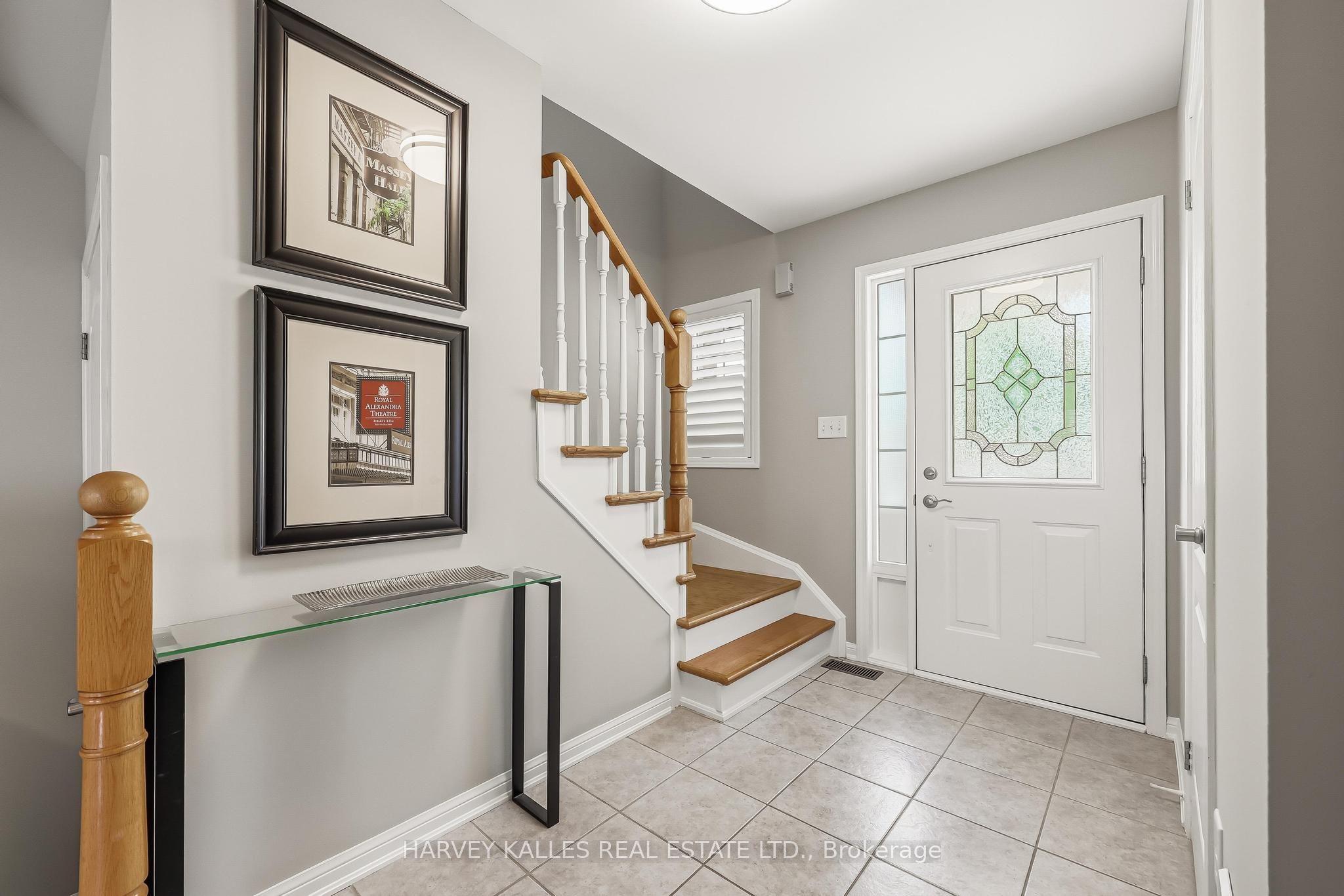 10 Dougherty Crescent, Whitchurch-stouffville, ON, L4A 0A3 photo 4