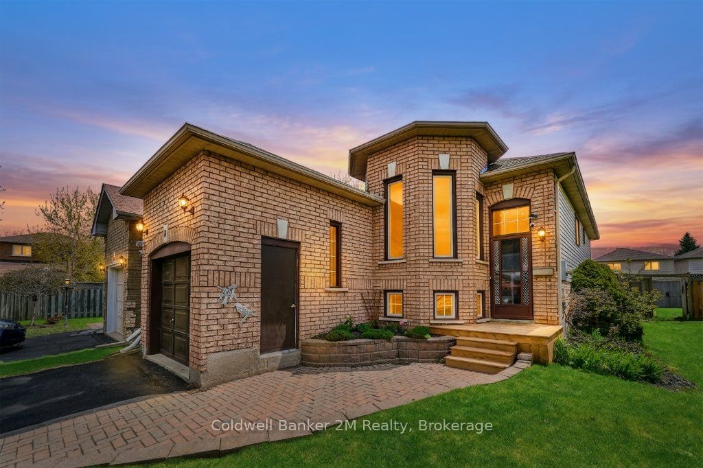 21 Birmingham Avenue, Clarington, ON, L1C 4Z6