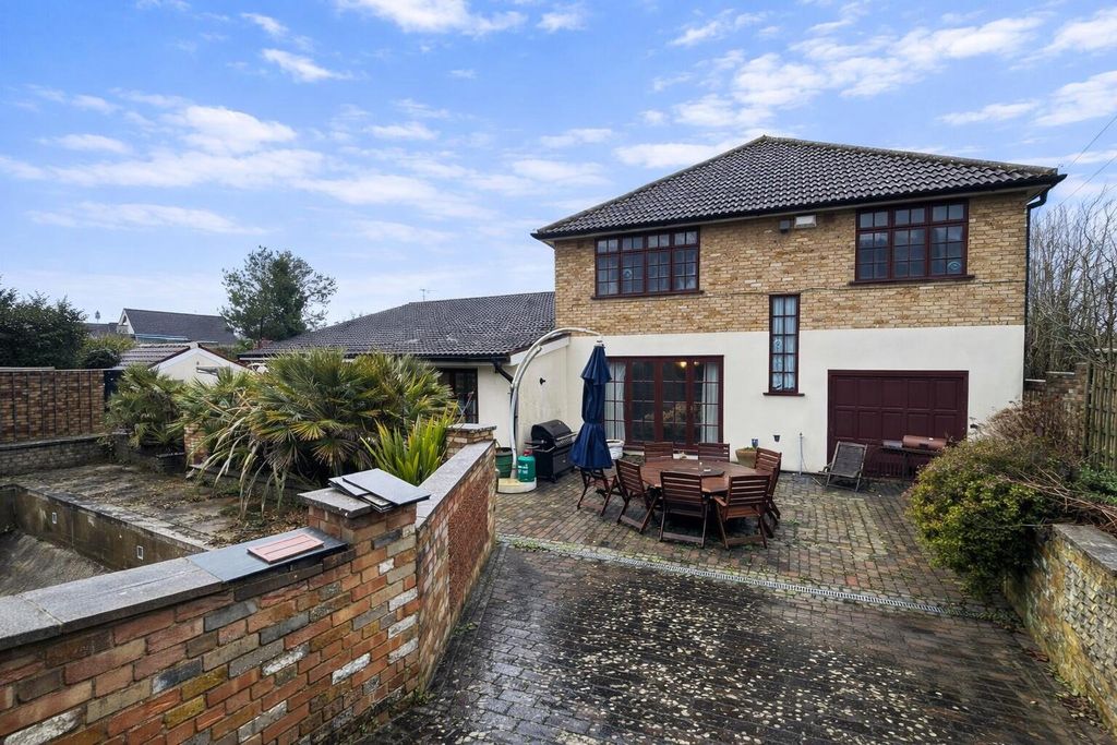 Additional image 34 of 7 bed detached house for saleRochester Road, Halling, Rochester ME2
