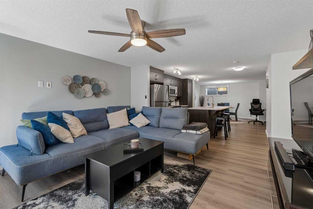 202 Auburn Bay Circle SE, Calgary, AB, T3M 1S7 photo 4