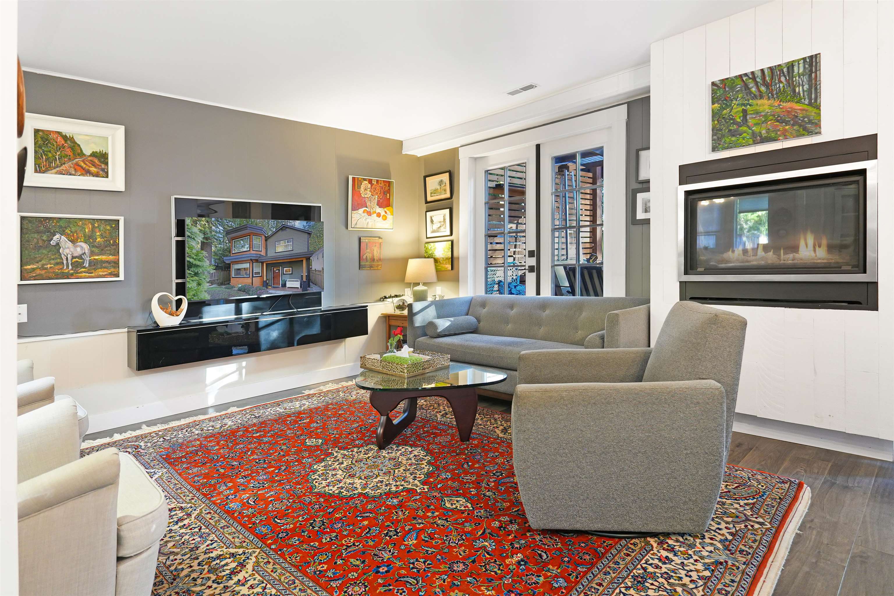 4990 Capilano Road, North Vancouver, BC, V7R 4K6 photo 2