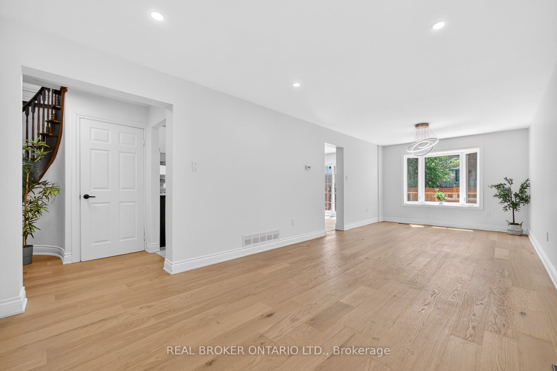 Additional image 5 of 4326 Waterford Crescent, Mississauga, ON, L5R 2B2