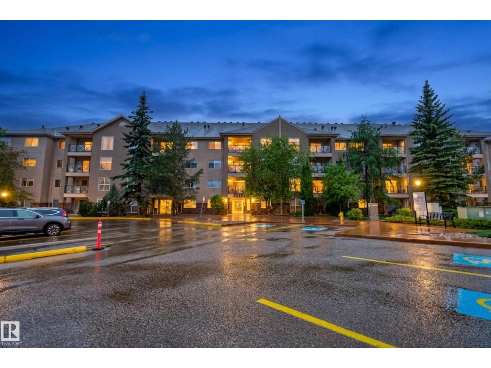 413-8912 156 Street NW, Edmonton, AB, T5R5Z2