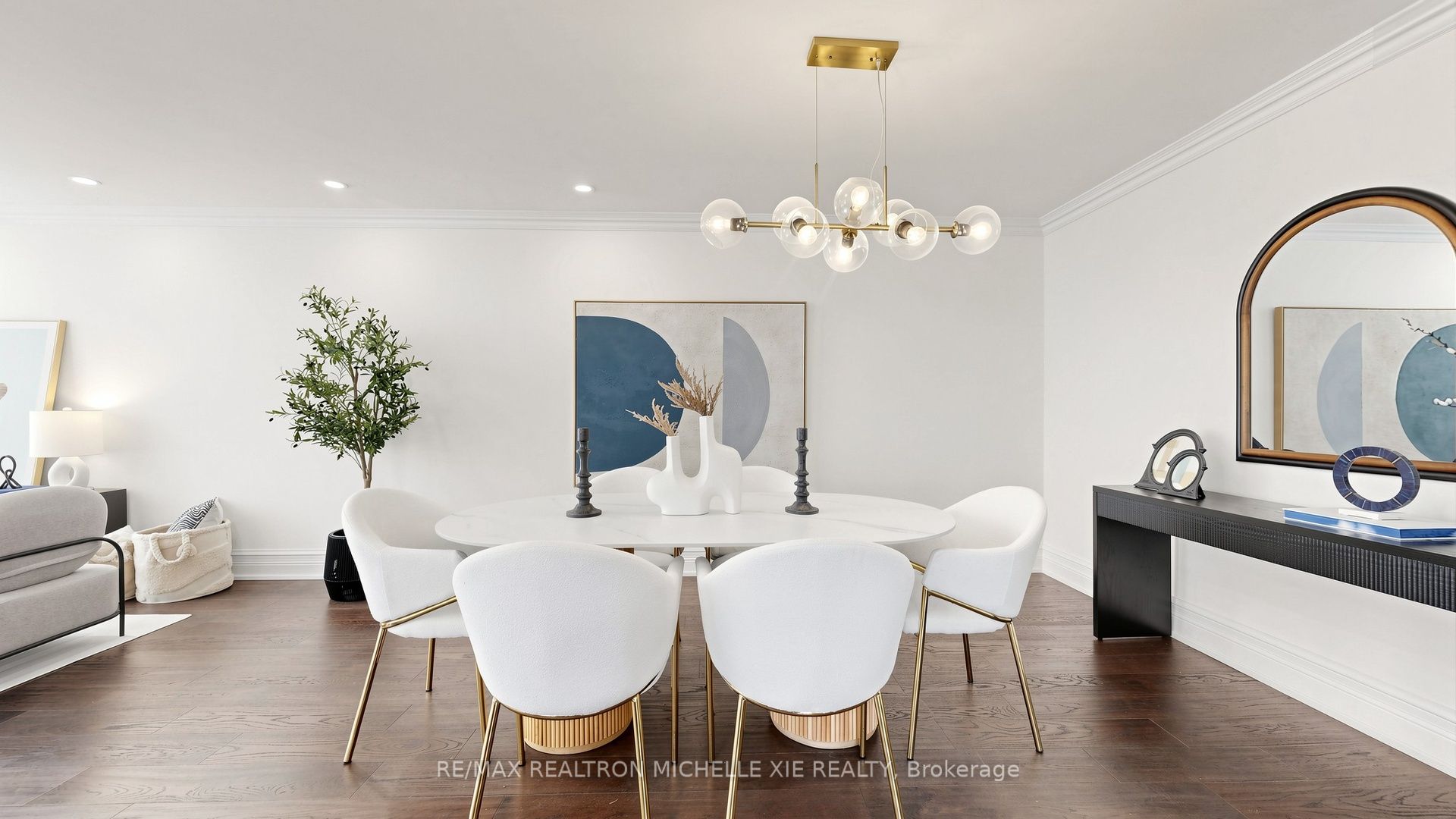 8 Meadowglade Crescent, Toronto, ON, M2J 1C7 photo 4