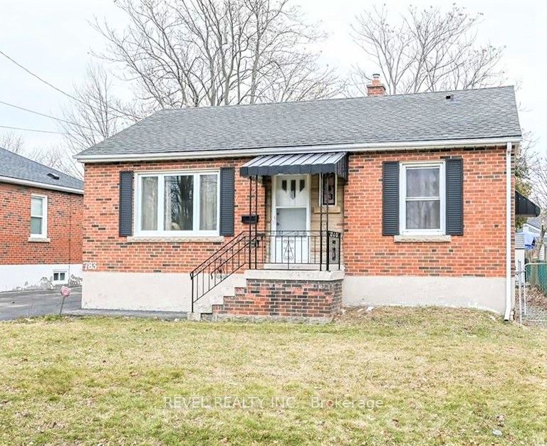 Lower-783 Queensdale Avenue E, Hamilton, ON, L8V 1M7