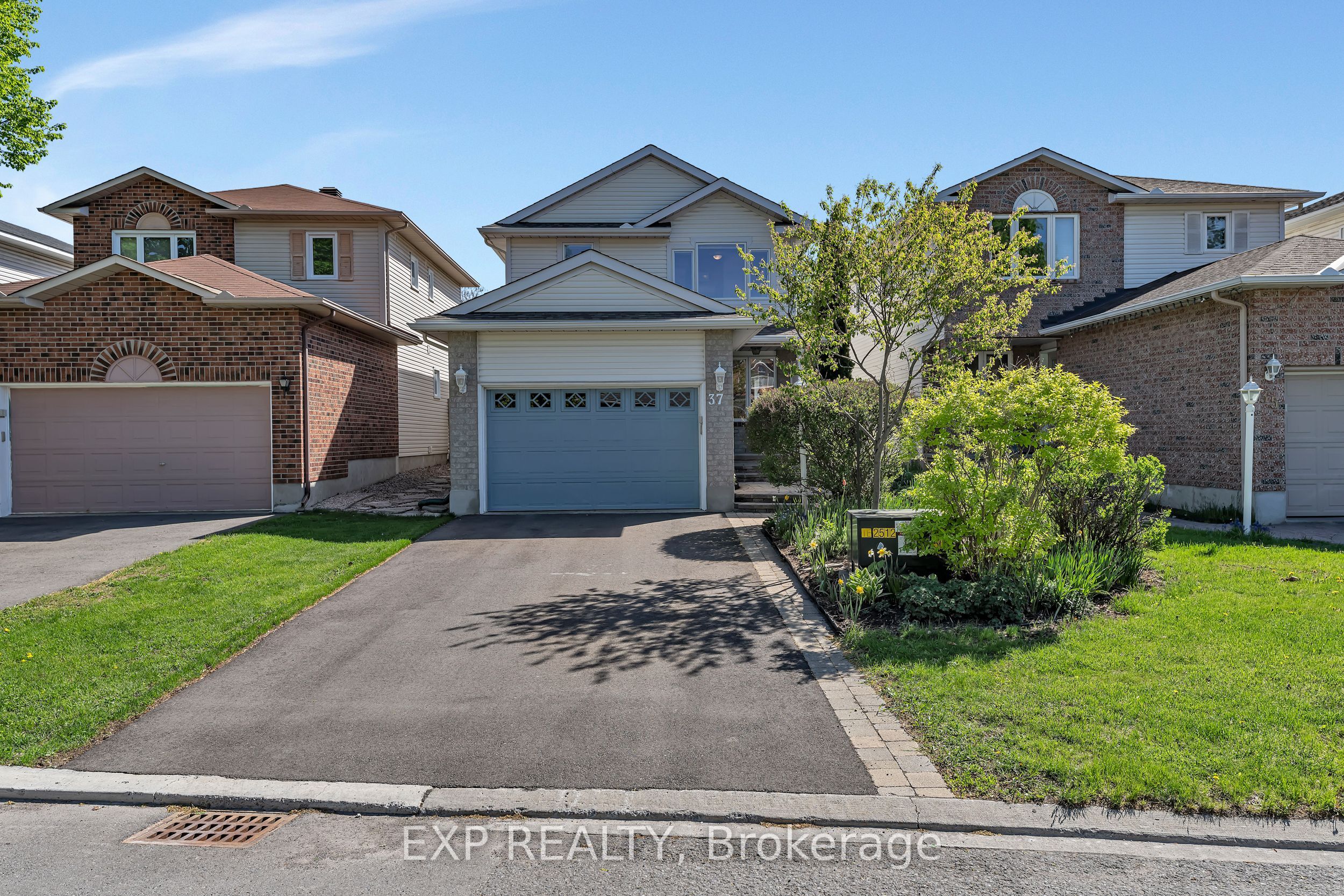 37 Shandon Avenue, Ottawa, ON, K2J 4E3