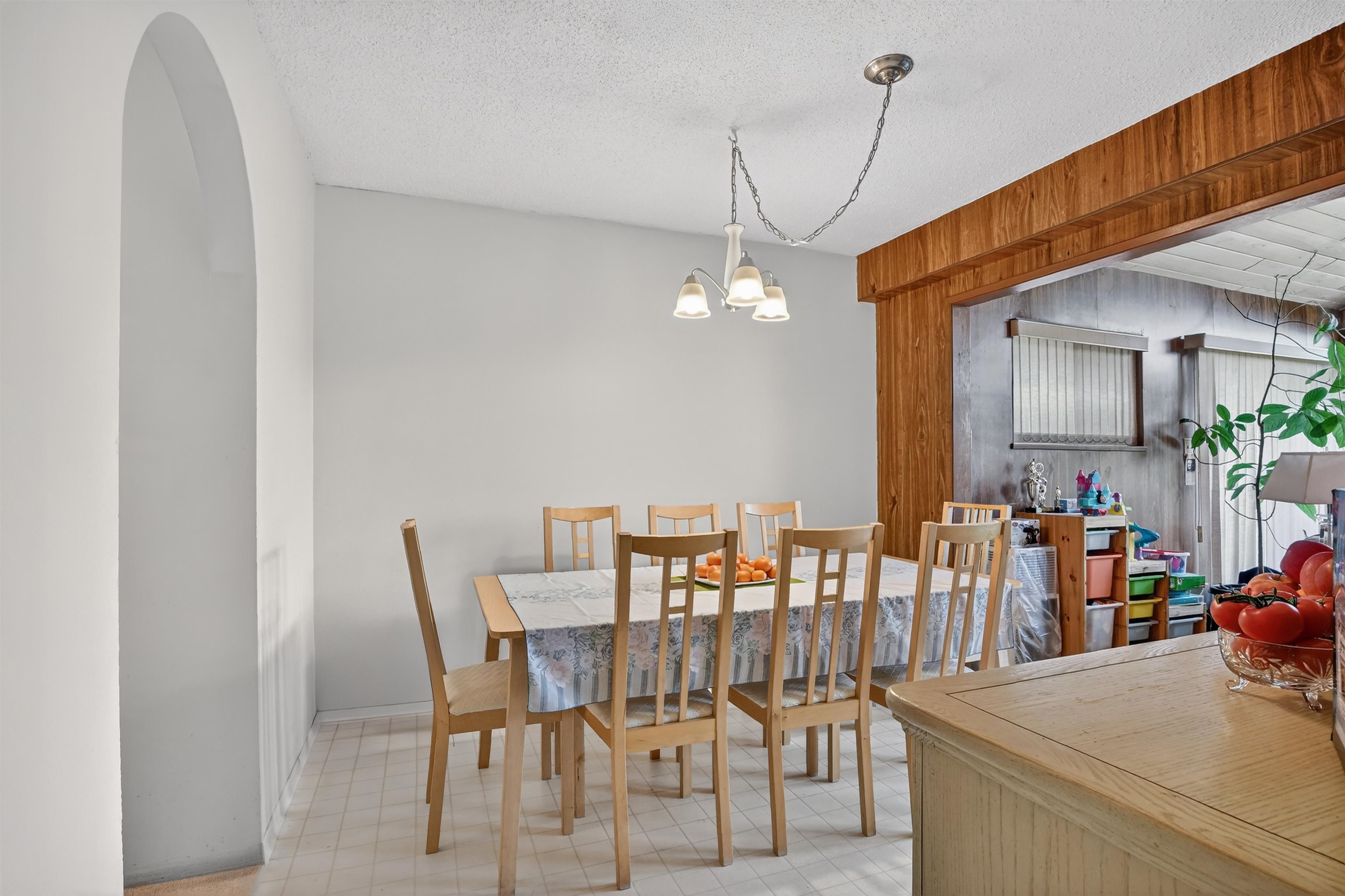 7290 11th Avenue, Burnaby, BC, V3N 2M8 photo 4