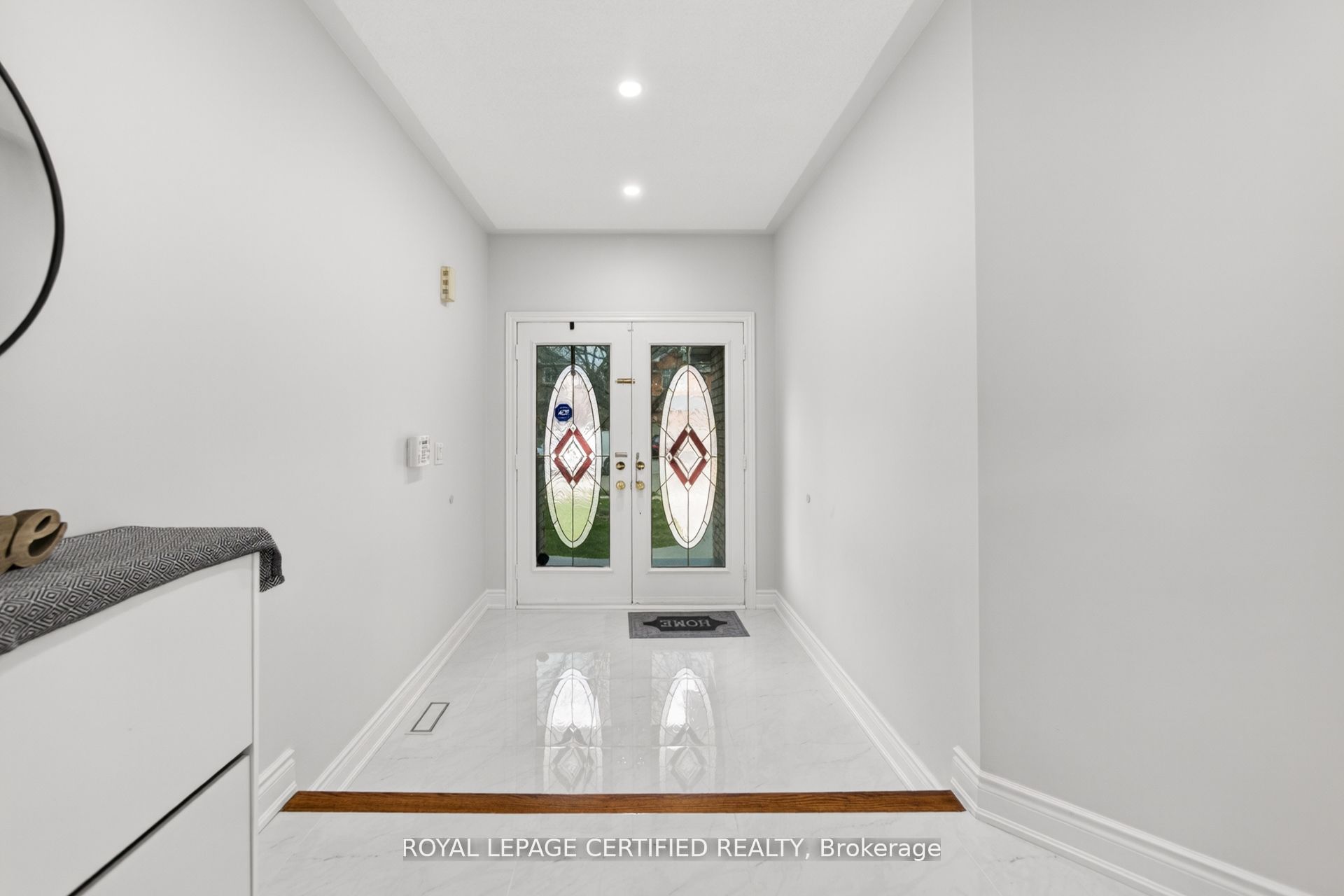 Additional image 5 of 643 Garden Walk, Mississauga, ON, L5W 1V9