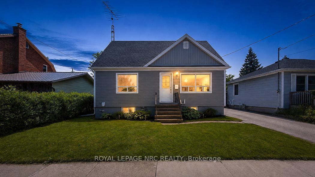 14 Oakwood Avenue, St. Catharines, ON, L2P 1L1