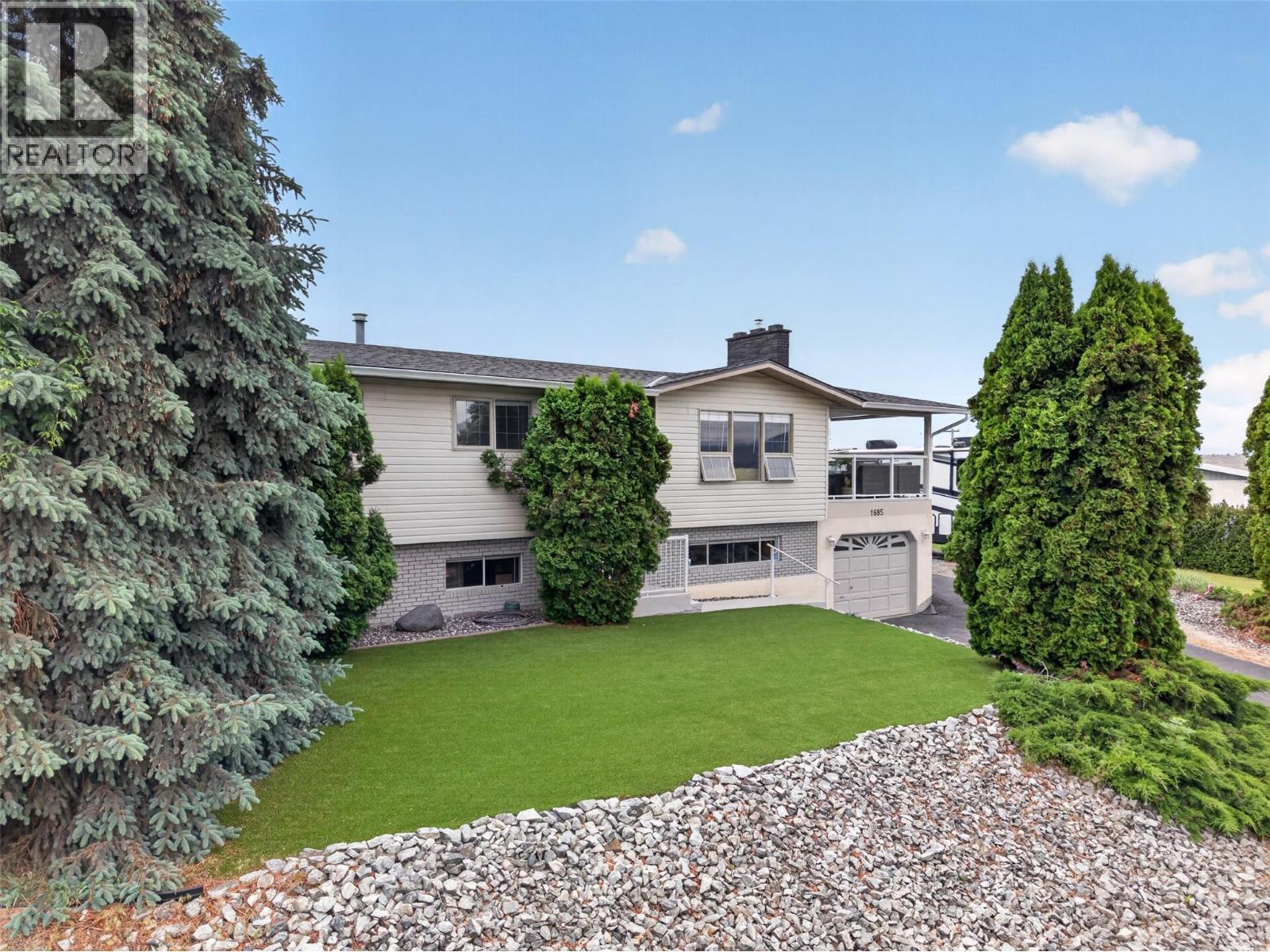 Additional image 3 of 1685 Jonathan Road, Kelowna, BC, V1P1A7