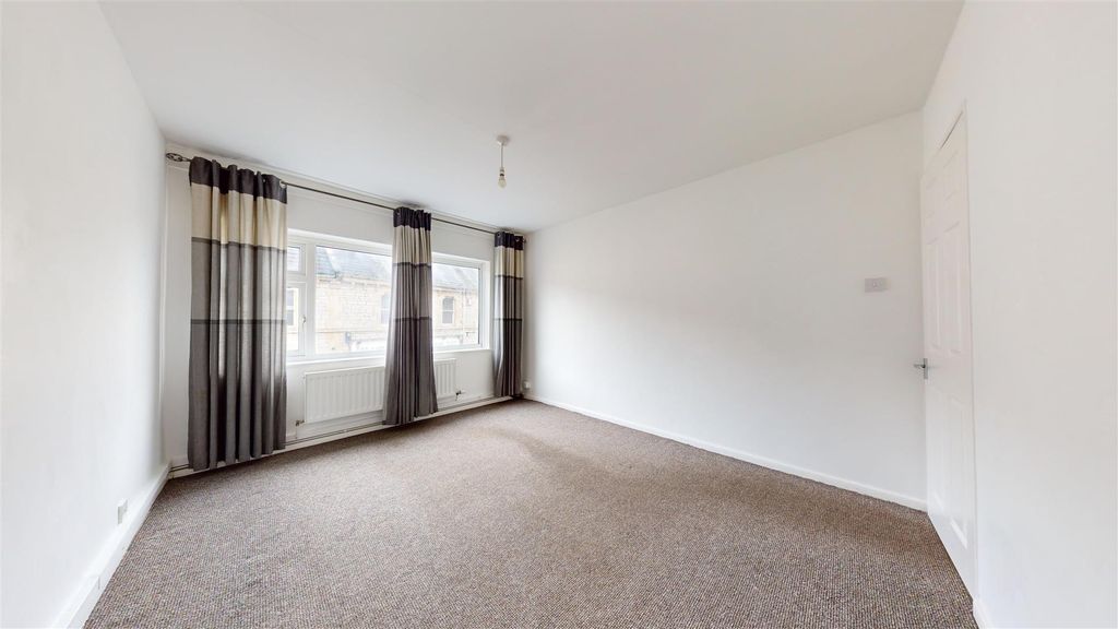 Additional image 4 of 2 bed flat for saleFortescue Road, Radstock BA3