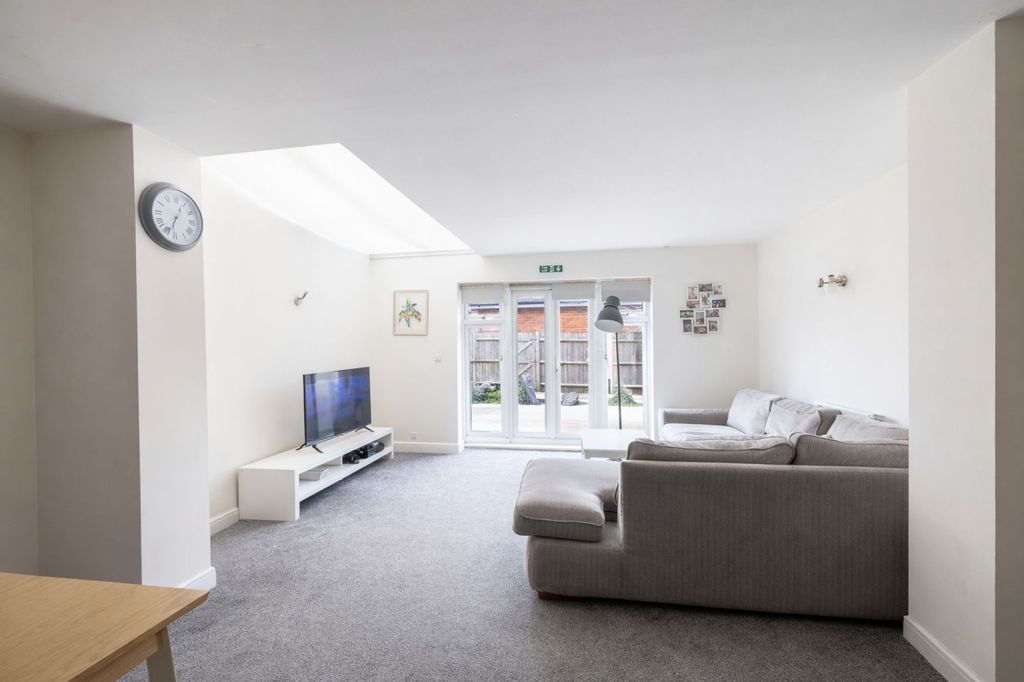 Additional image 6 of 5 bed terraced house for saleThe Moors, Redhill RH1