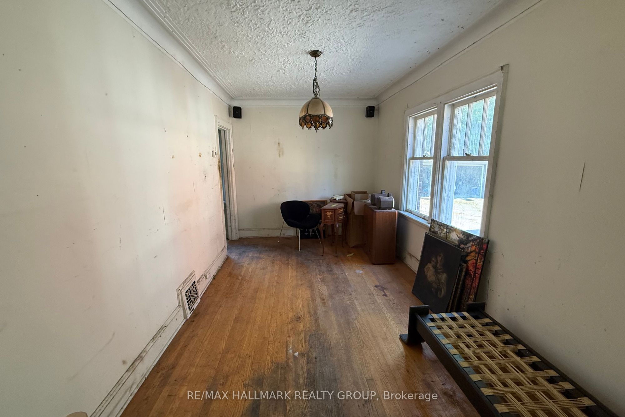 Additional image 4 of 142 Clarendon Avenue, Ottawa, ON, K1Y 0R5