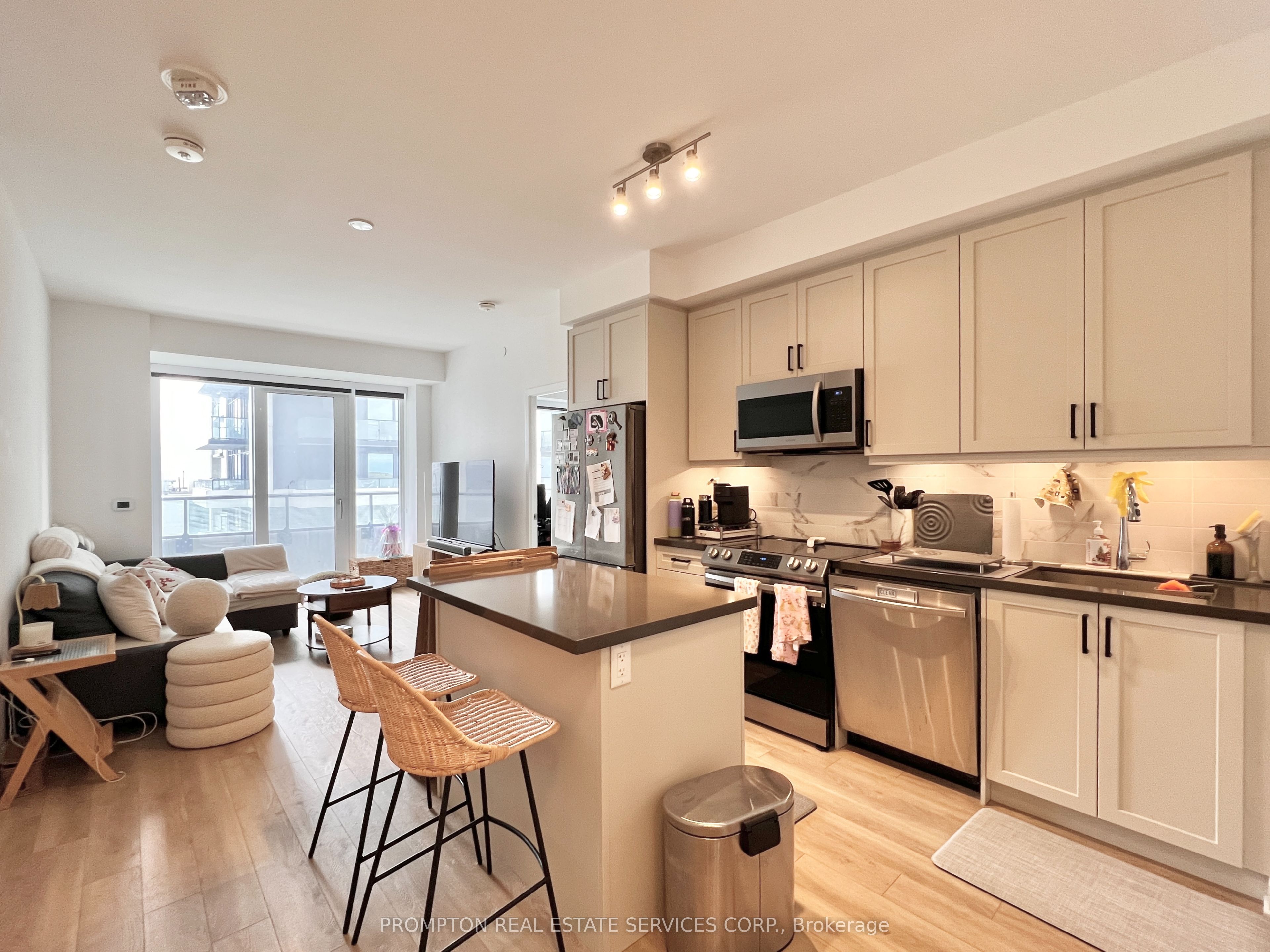 1208-95 Oneida Crescent, Richmond Hill, ON, L4B 0H5 photo 4
