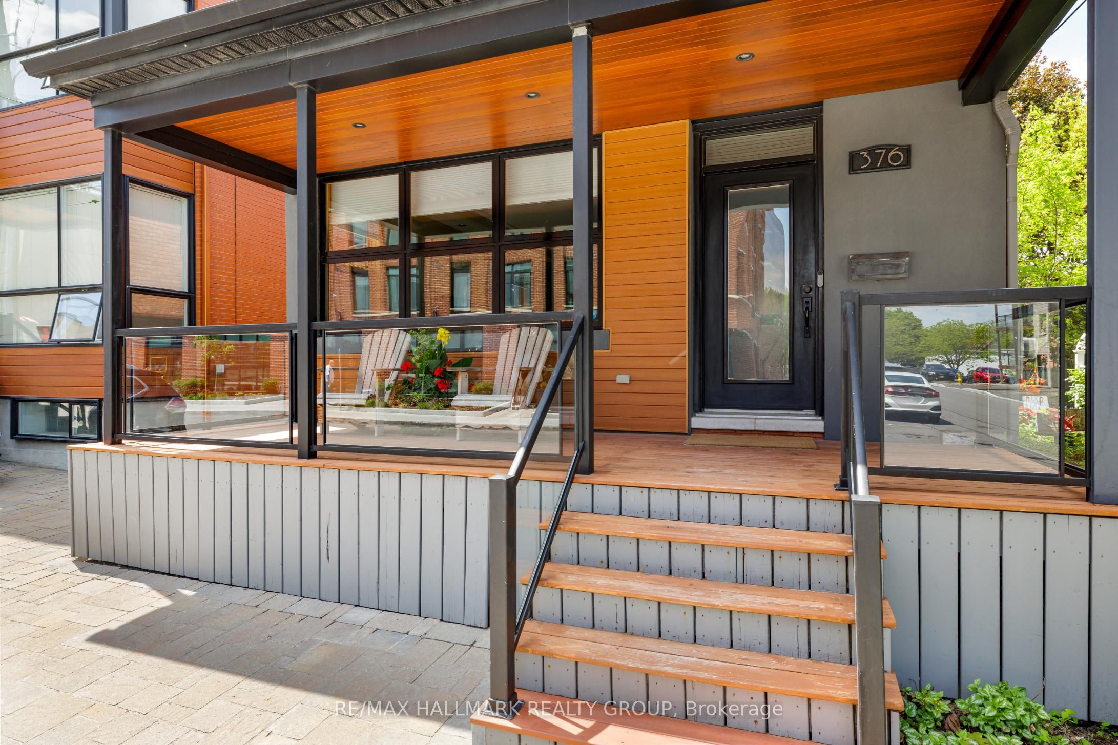 Additional image 2 of 376 Winona Avenue, Ottawa, ON, K1Z 5H7