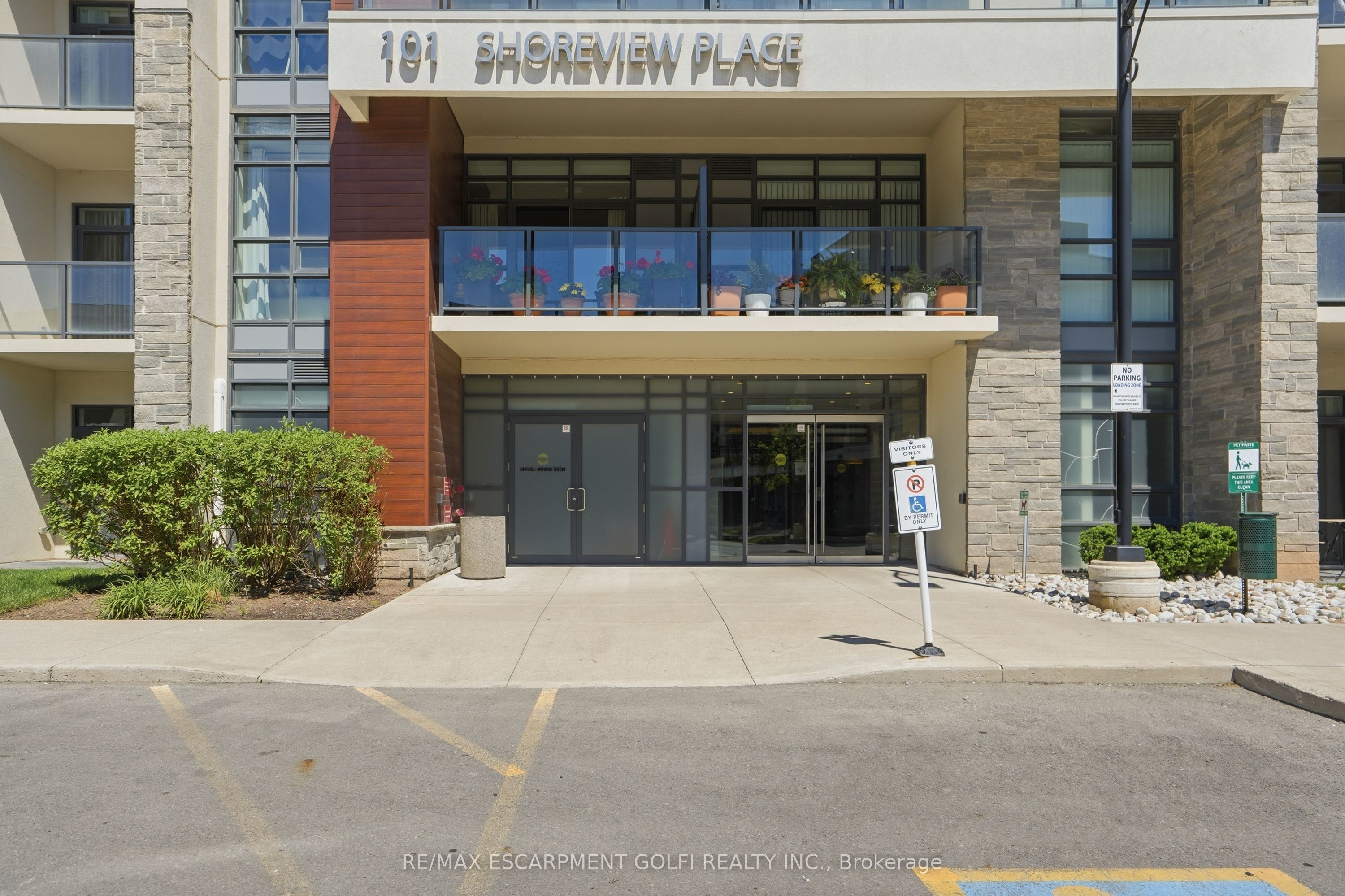 Additional image 4 of 129-101 Shoreview Place, Hamilton, ON, L8E 0K2
