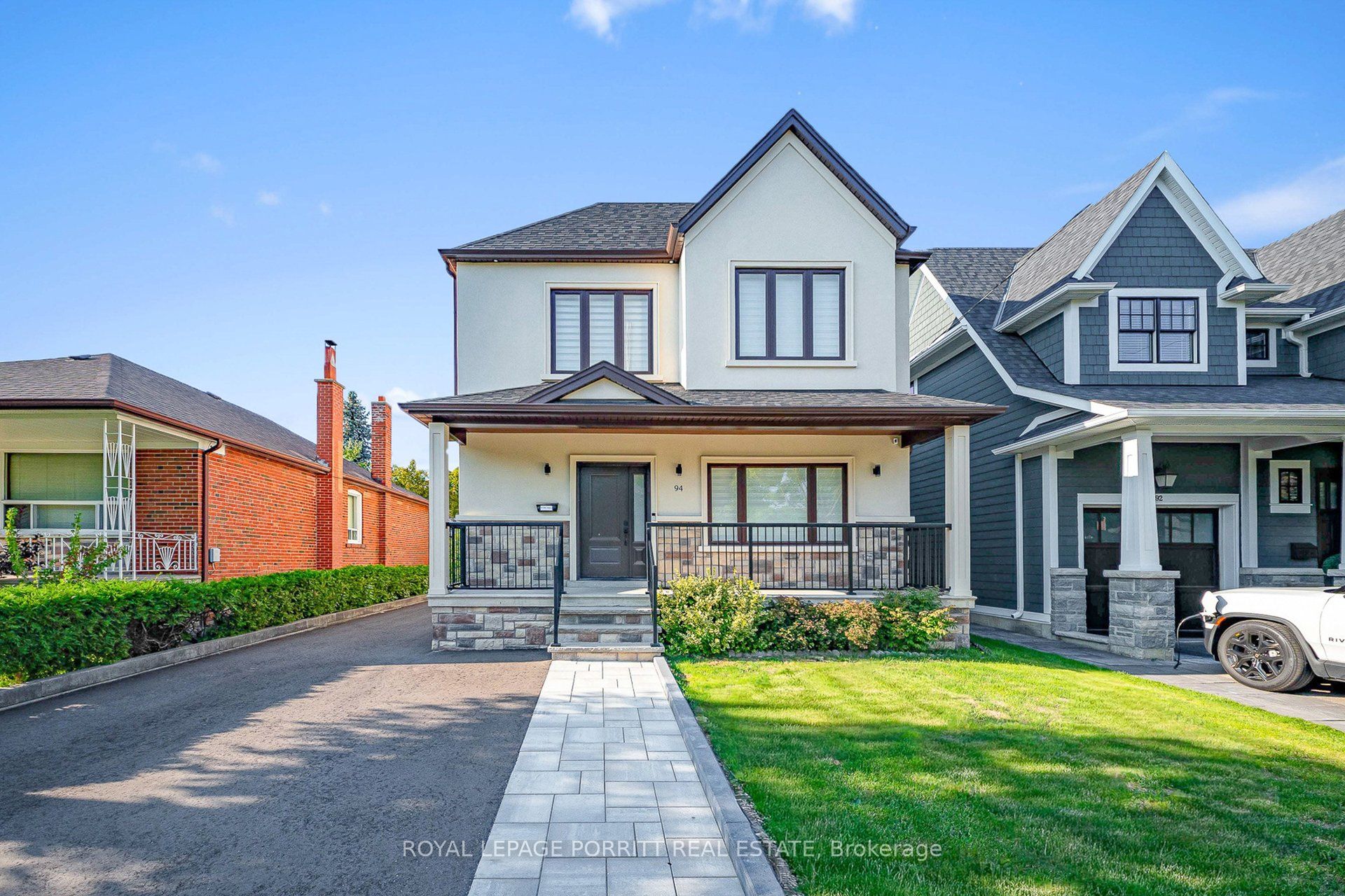 94 Edgecroft Road, Toronto, ON, M8Z 2C3