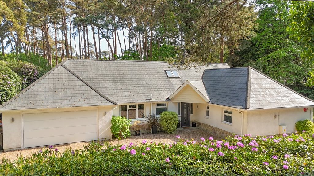4 bed detached house for saleAvon Castle, Ringwood BH24