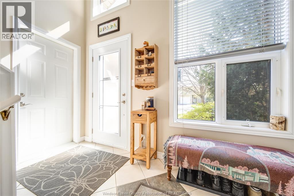 1739 Castleton Avenue, Windsor, ON, N8P1P5 photo 4