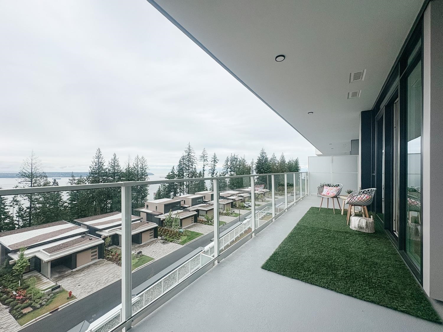 608-3963 Uplands Way, West Vancouver, BC, V7S 0B9