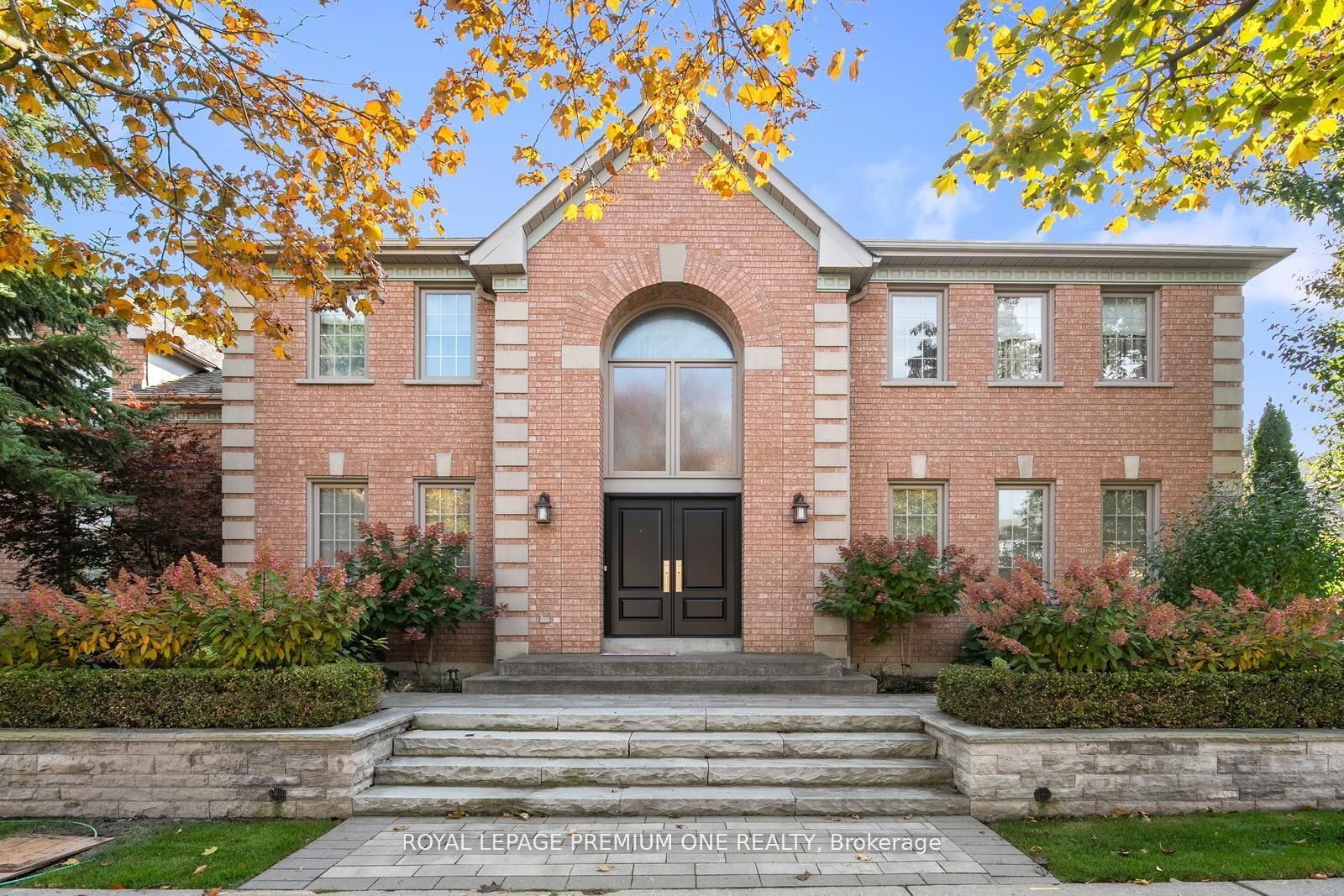 536 Village Parkway, Markham, ON, L3R 9N5