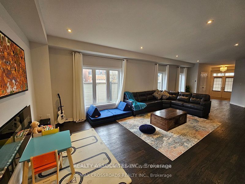 Additional image 4 of 35 Cutts Crescent, Hamilton, ON, L0R 1C0