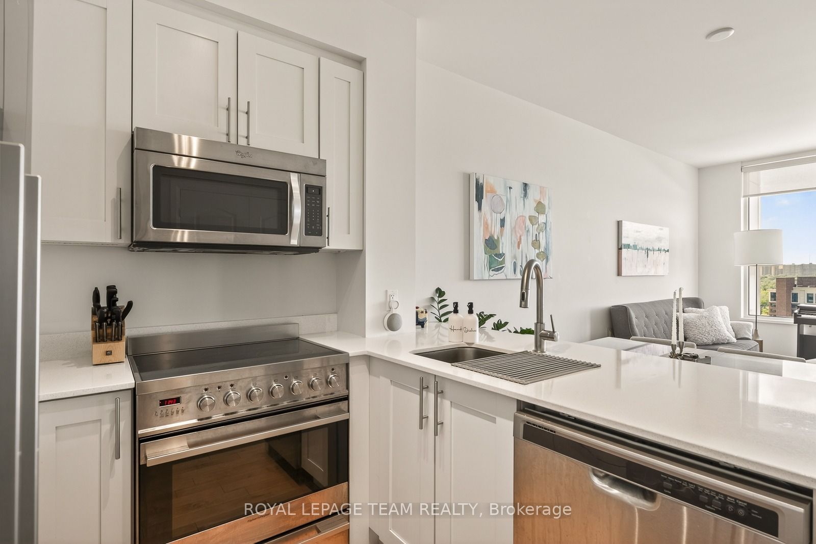Additional image 2 of 1504-1035 Bank Street, Ottawa, ON, K1S 5K3