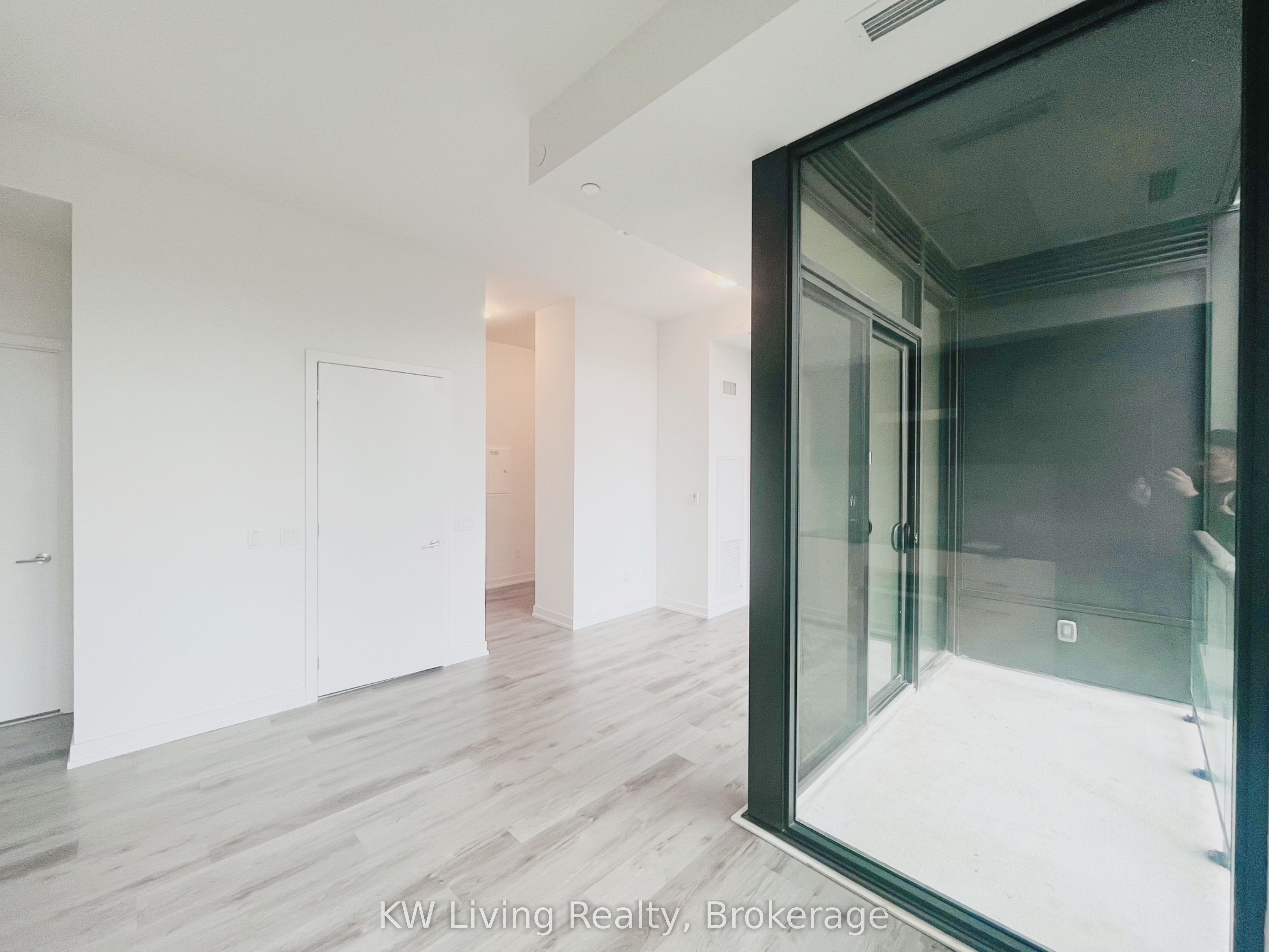 Additional image 6 of 635-28 Eastern Avenue, Toronto, ON, M5A 1H5