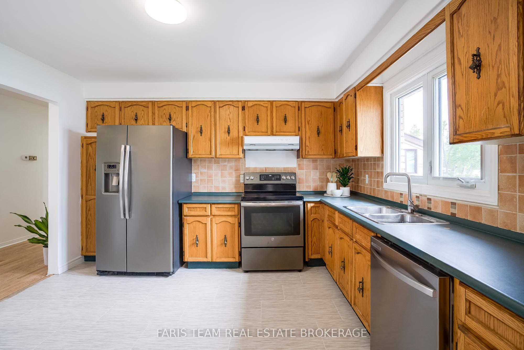643 Glen Crescent, Orillia, ON, L3V 6R2 photo 4