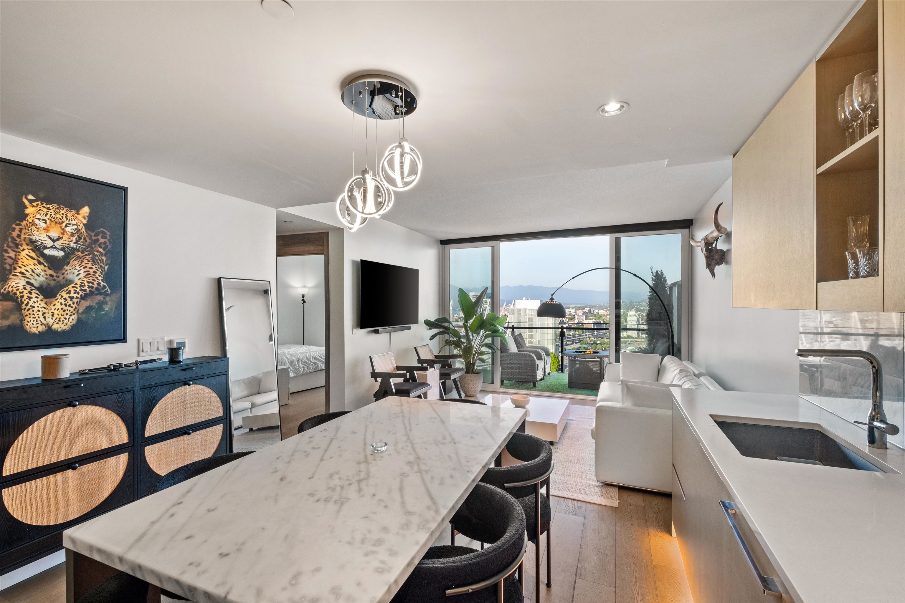 Additional image 4 of 2916-89 Nelson Street, Vancouver, BC, V6Z 0E7