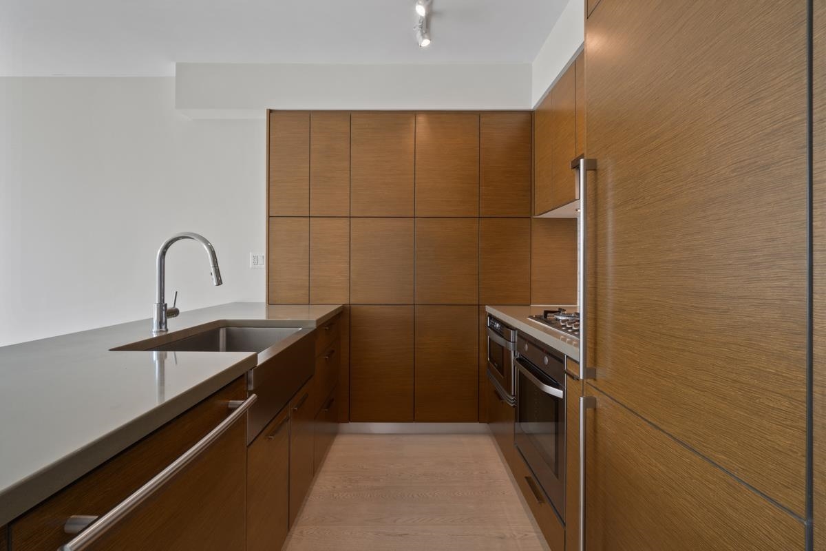 Additional image 3 of 2404-535 Smithe Street, Vancouver, BC, V6B 0H2